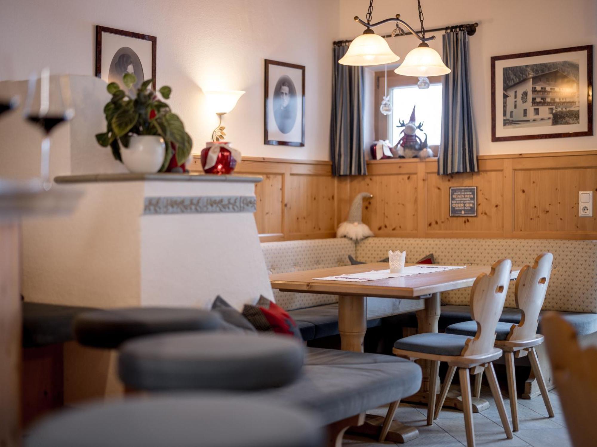 Hotel Garni Europa سانكت أنتون ام ارلبرغ المظهر الخارجي الصورة
