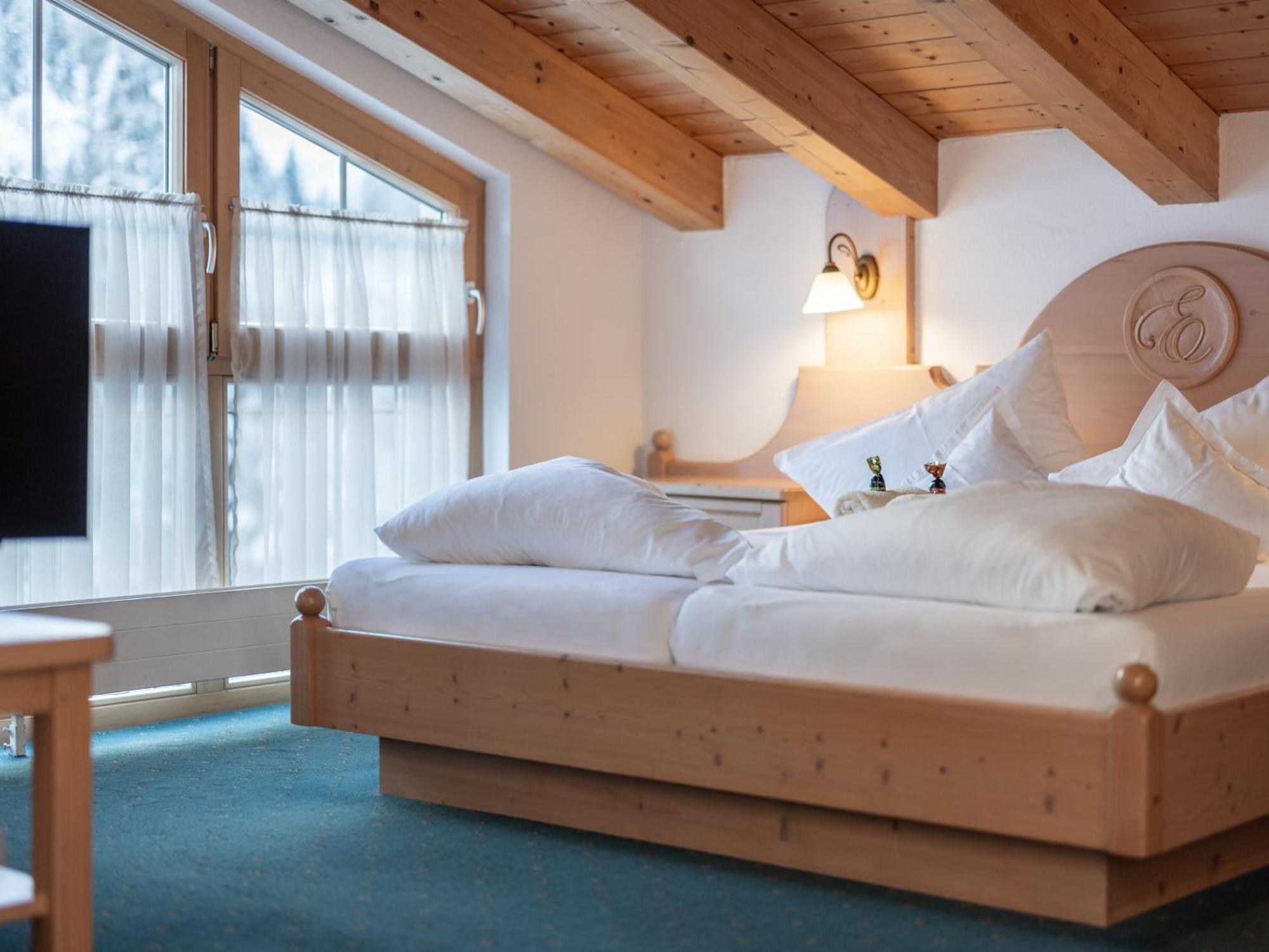 Hotel Garni Europa سانكت أنتون ام ارلبرغ المظهر الخارجي الصورة