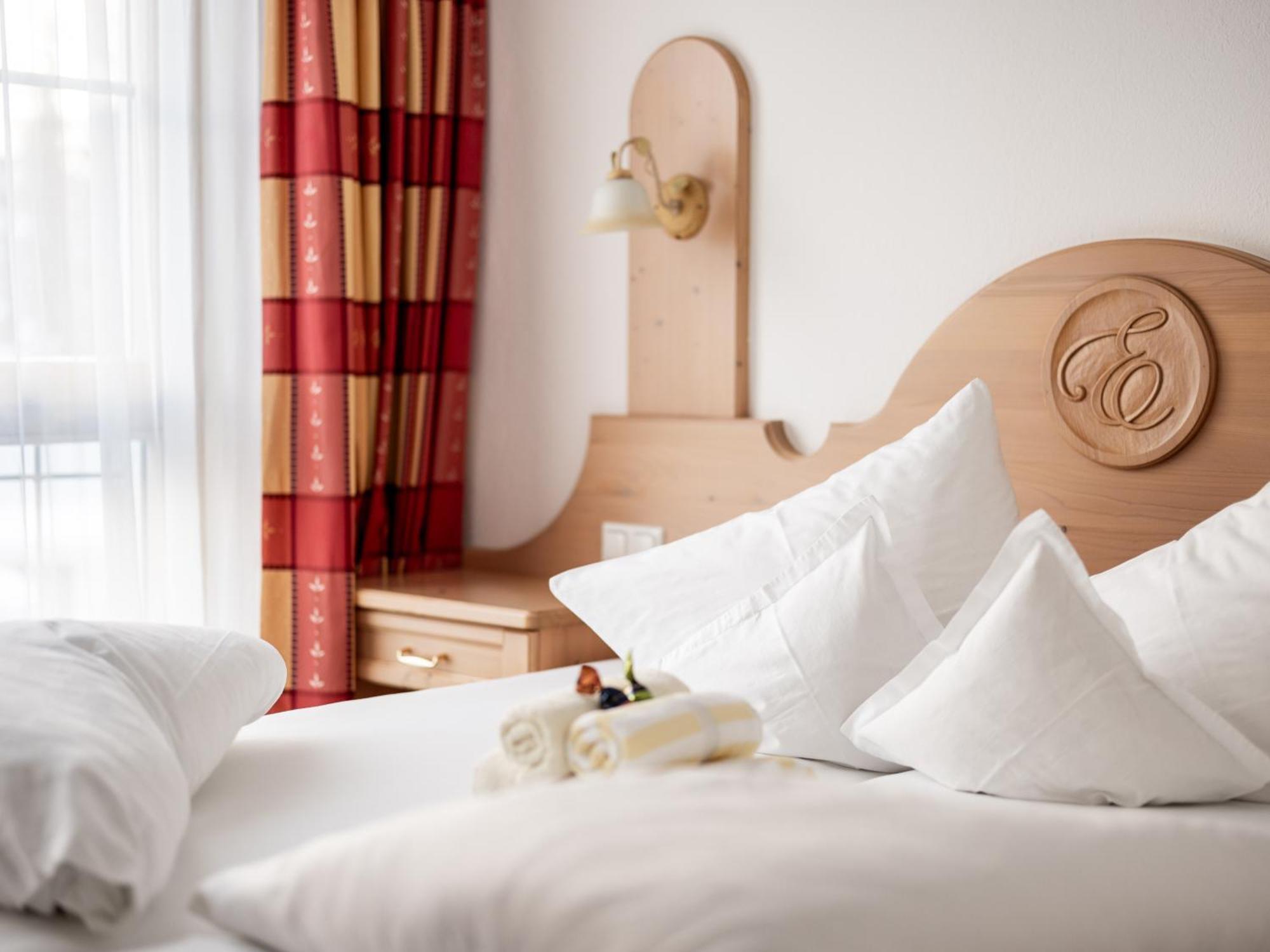 Hotel Garni Europa سانكت أنتون ام ارلبرغ المظهر الخارجي الصورة